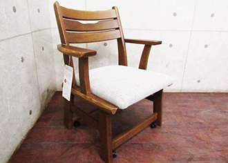 やすら木 キャスターアームチェア DCA-60