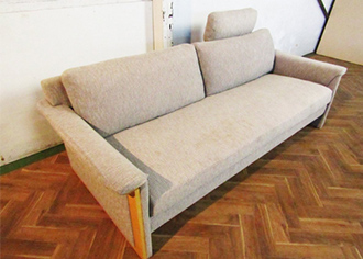 UU88 長椅子ロング